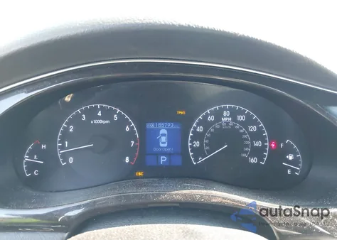 2013 Hyundai Genesis 3.8 from USA, damaged, VIN KMHGC4DD2DU221099